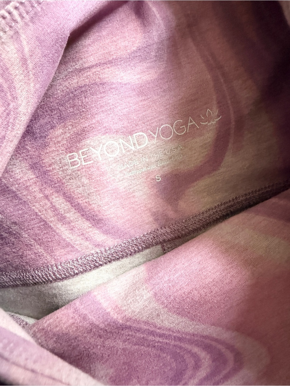 Beyond Yoga MEDIUM SMALL Spacedye Printed leggings sports bra set purple marble - Picture 9 of 10